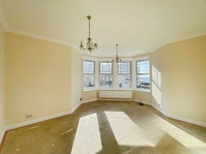 Surrey Court- click for photo gallery